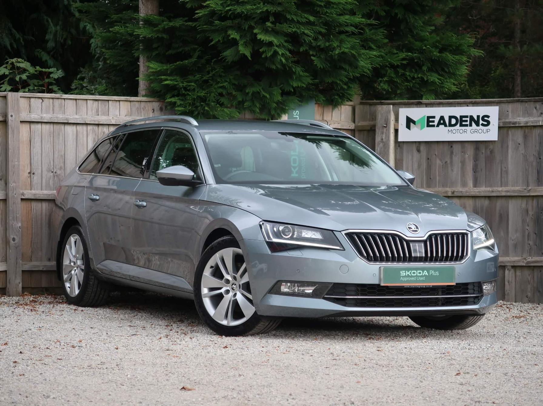 2019/19 Skoda Superb Estate